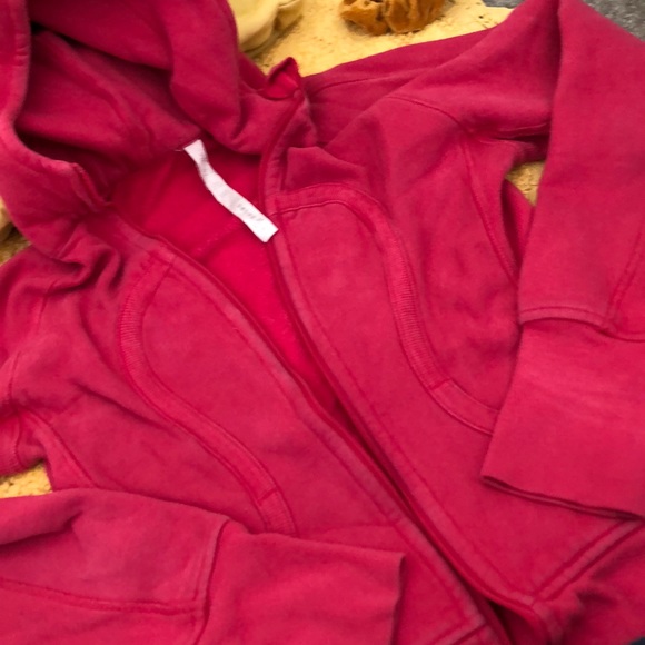 💍✨Lululemon scuba hoodie✨💍 - Picture 4 of 4